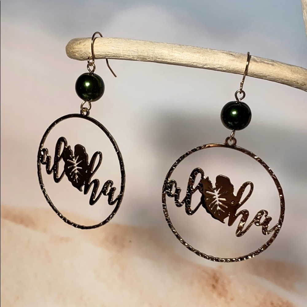 Aloha earrings with Shell Pearl